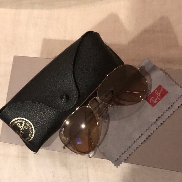 Ray Ban Aviators - Picture 1 of 1